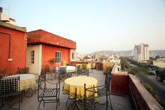 Sneh Deep Guest House, Kolkata 5
